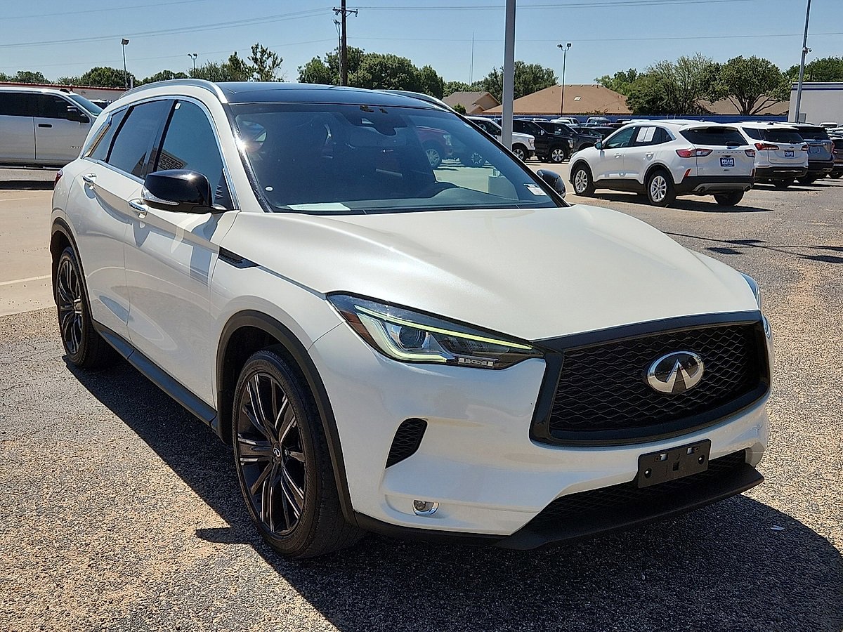 2022 Infiniti QX50 Luxe photo 4