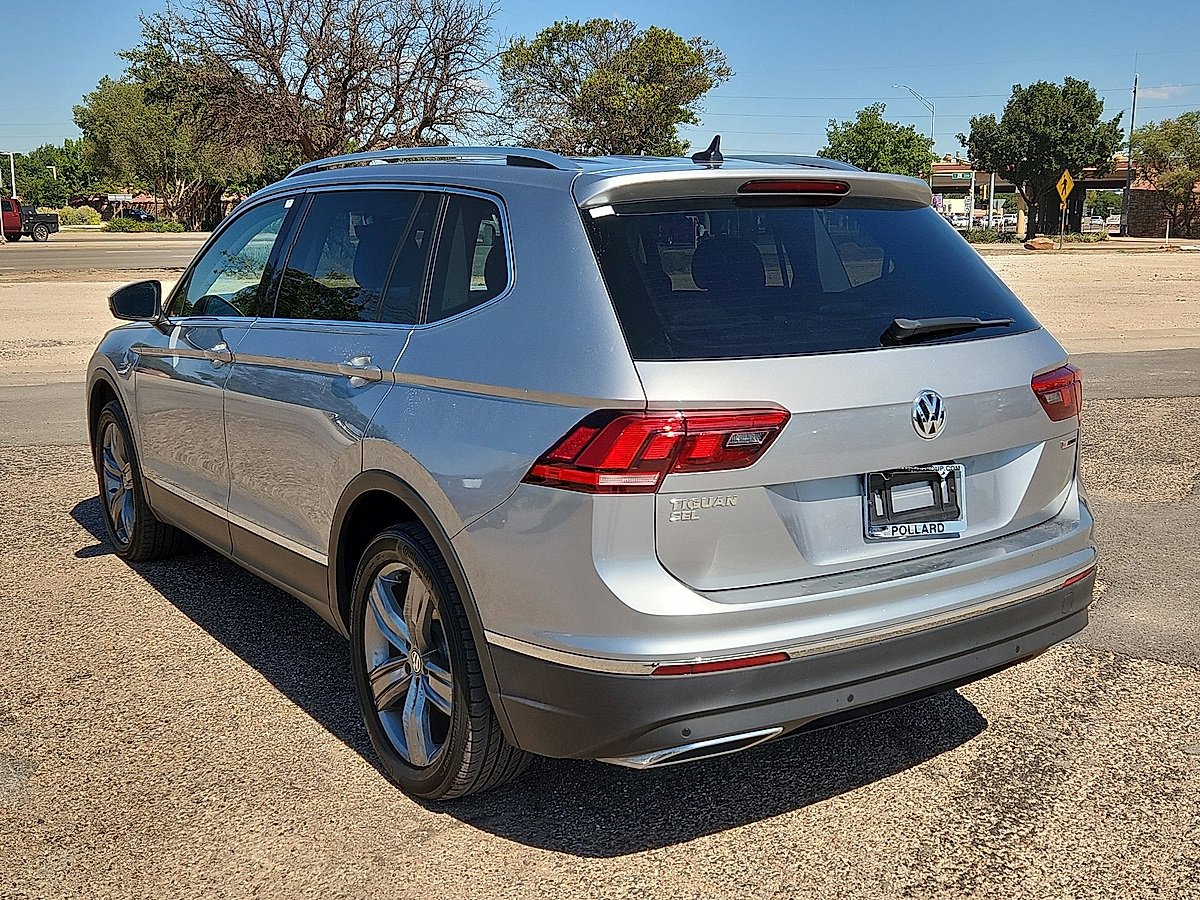 2020 Volkswagen Tiguan SEL photo 2