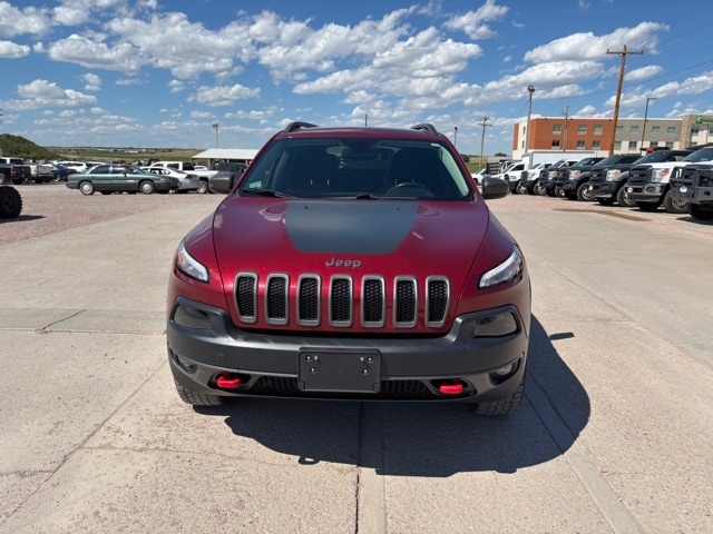 Used 2015 Jeep Cherokee Trailhawk with VIN 1C4PJMBS9FW674462 for sale in Chadron, NE