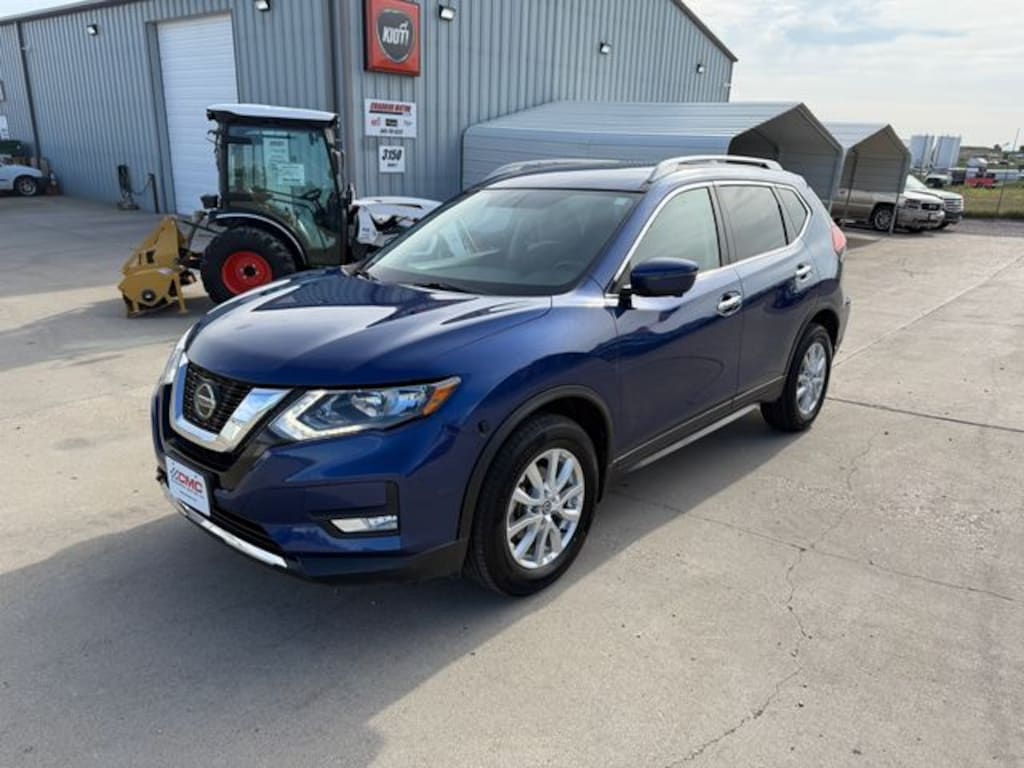 Used 2018 Nissan Rogue SV SUV
