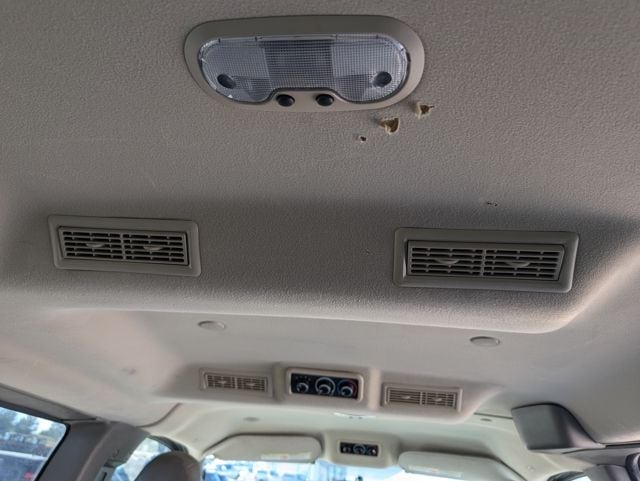 2016 Chevrolet Express Passenger LS - Photo 29