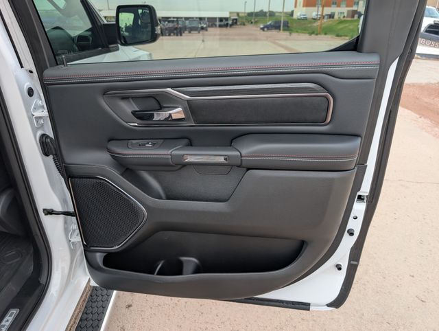2026 RAM 1500 Laramie - Photo 27