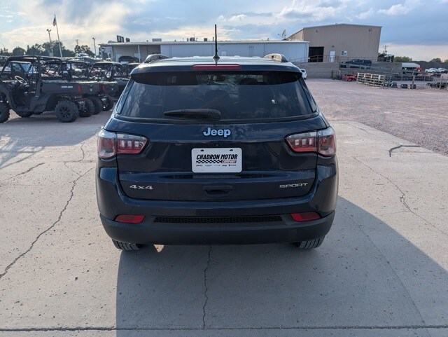 2018 Jeep Compass Sport photo 3