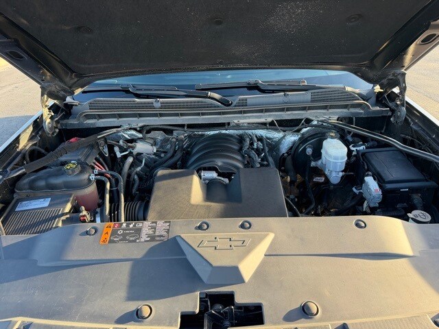 2018 Chevrolet Silverado 1500 photo 3