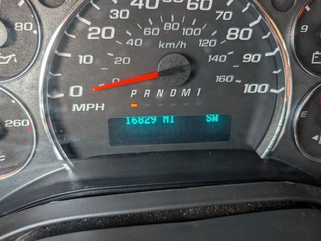 2016 Chevrolet Express Passenger LS - Photo 17