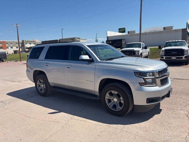 2020 Chevrolet Tahoe LS photo 3