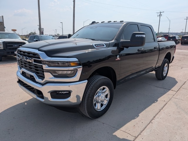 2025 Ram 2500 TRADESMAN CREW CAB 4X4 6'4 BOX
