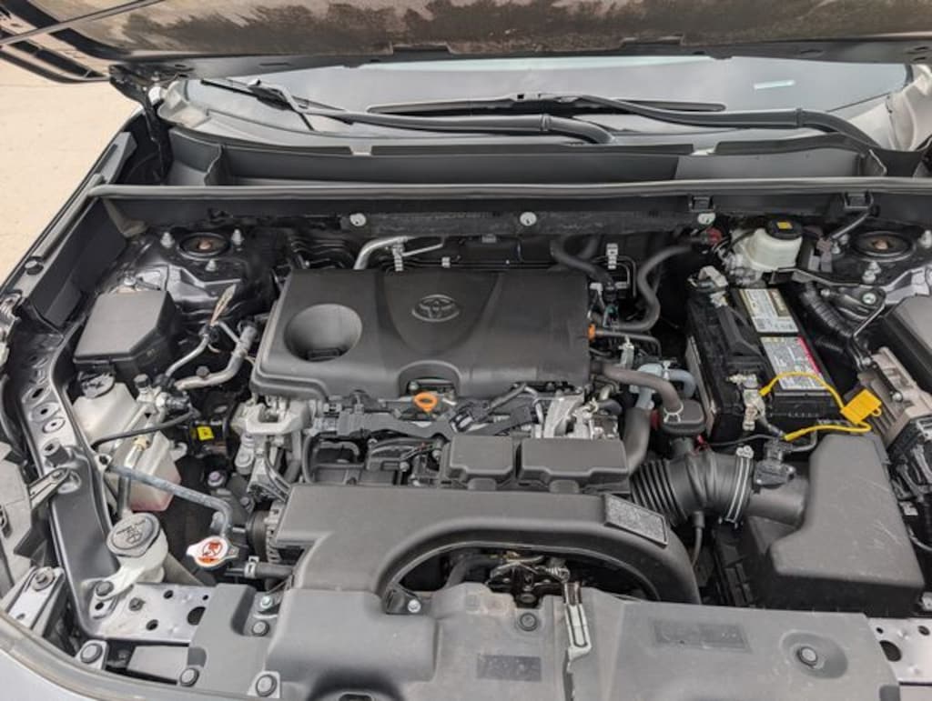 Used 2021 Toyota RAV4 XLE SUV