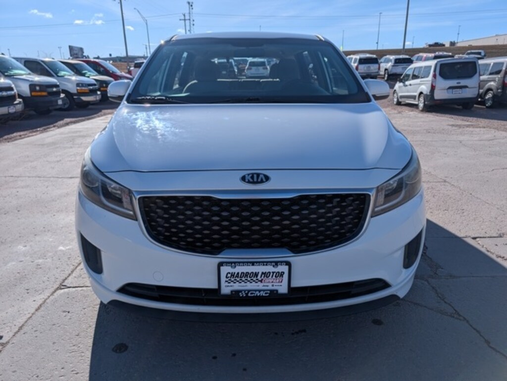 Used 2018 Kia Sedona L Minivan/Van