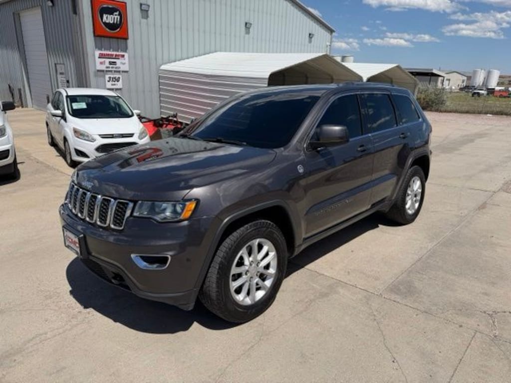 Used 2021 Jeep Grand Cherokee Laredo E SUV