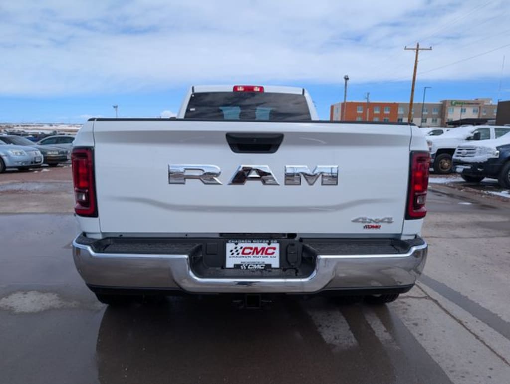 New 2026 Ram 3500 TRADESMAN CREW CAB 4X4 8' BOX Pickup