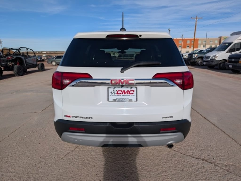 Used 2019 GMC Acadia SLE-1 SUV