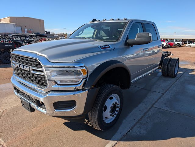 2022 RAM 5500 SLT 4X4 Crew Cab DRW 173" WB's photo