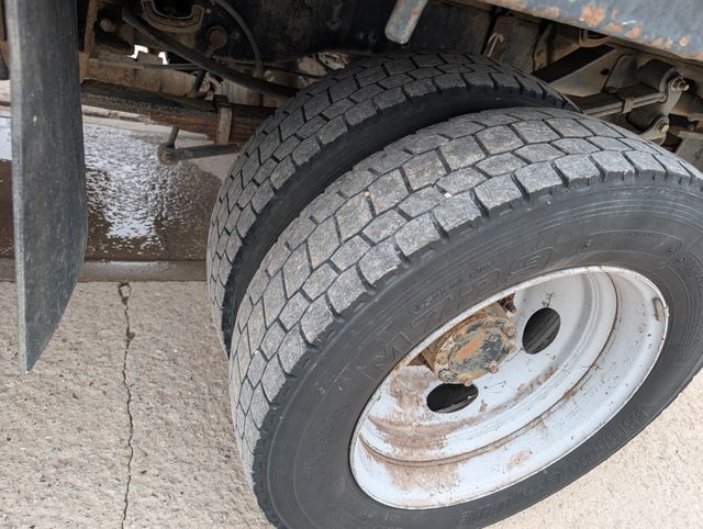 2011 Ford F-450 Super Duty Chassis Cab XL - Photo 14