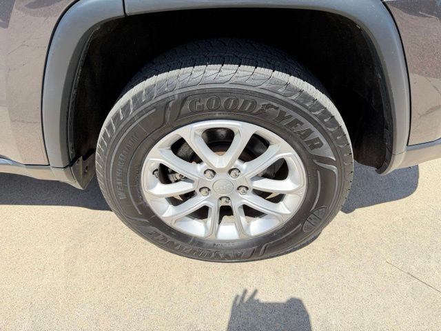 Photo 10