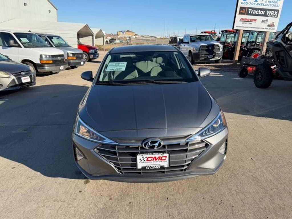 Used 2019 Hyundai Elantra SE Sedan