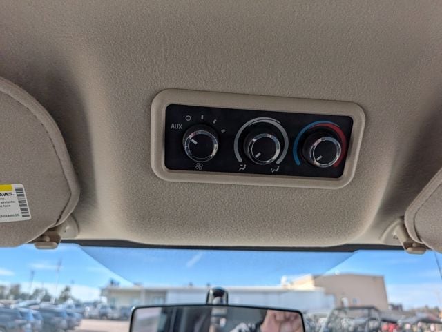 2016 Chevrolet Express Passenger LS - Photo 20