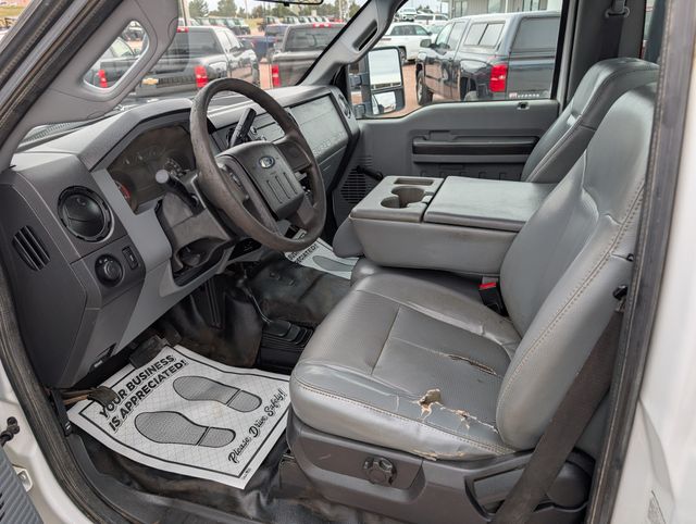 2011 Ford F-450 Super Duty Chassis Cab XL - Photo 17