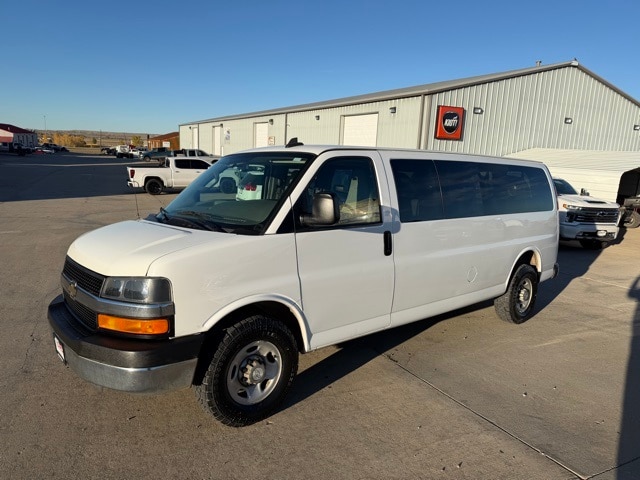 2016 Chevrolet Express Passenger LS