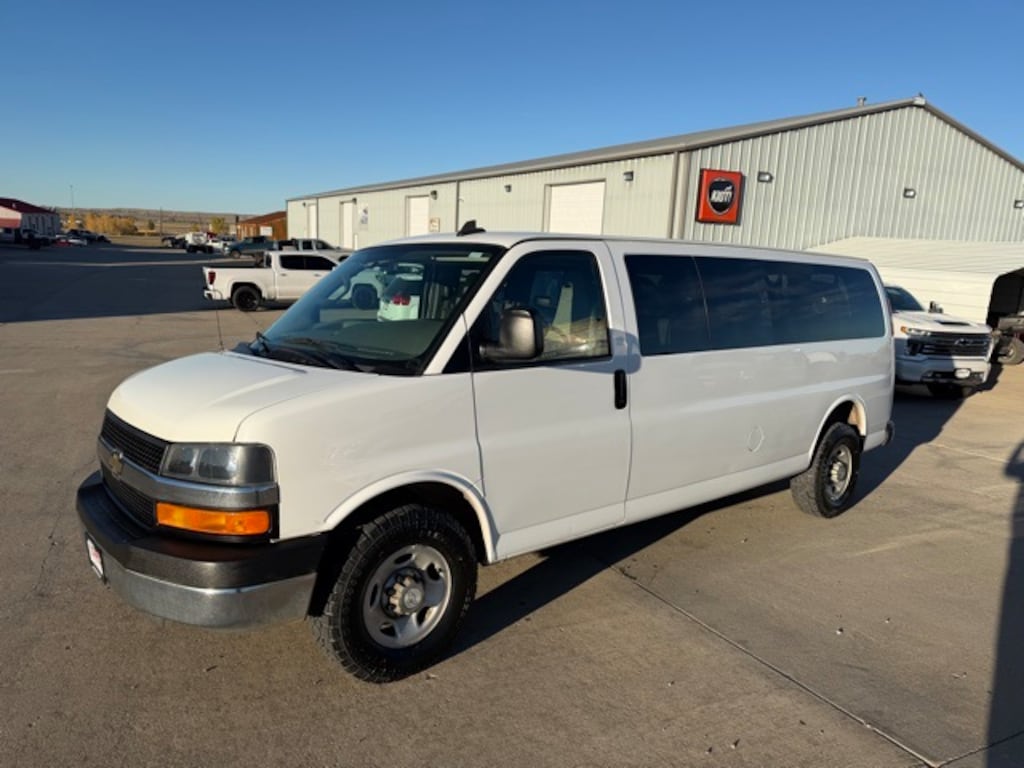 Used 2016 Chevrolet Express 3500 LT Minivan/Van