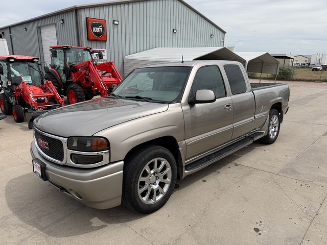 2001 GMC Sierra C3's photo