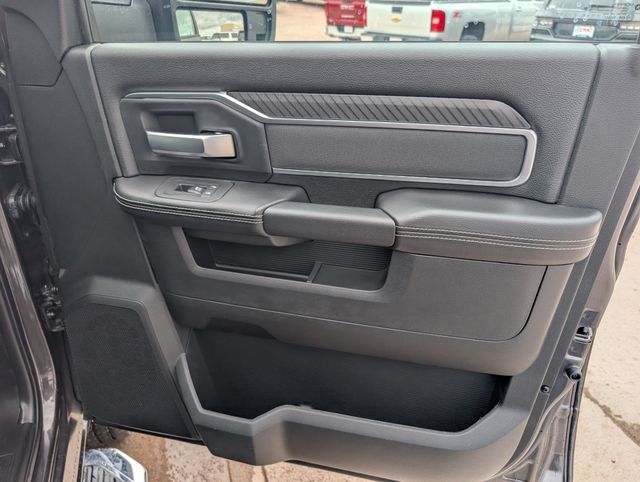 2026 RAM 3500 Big Horn - Photo 26