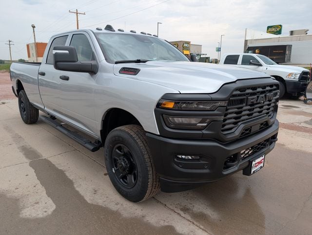 2026 RAM 3500 Tradesman - Photo 9