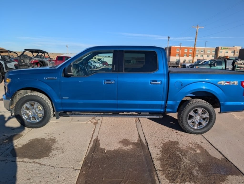 Used 2017 Ford F-150 XLT Truck