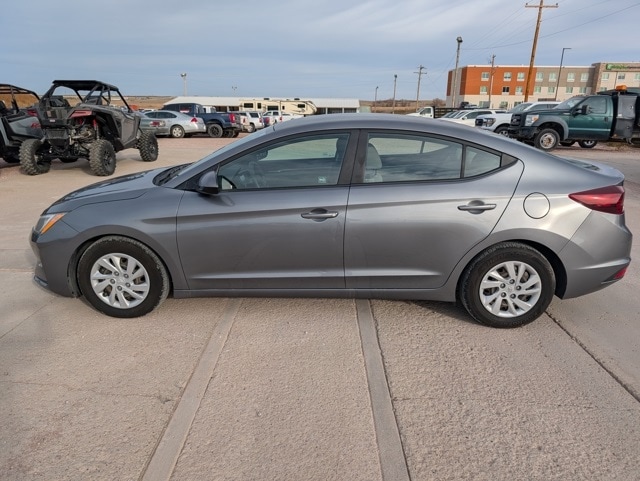 Used 2019 Hyundai Elantra SE with VIN 5NPD74LF8KH489502 for sale in Chadron, NE
