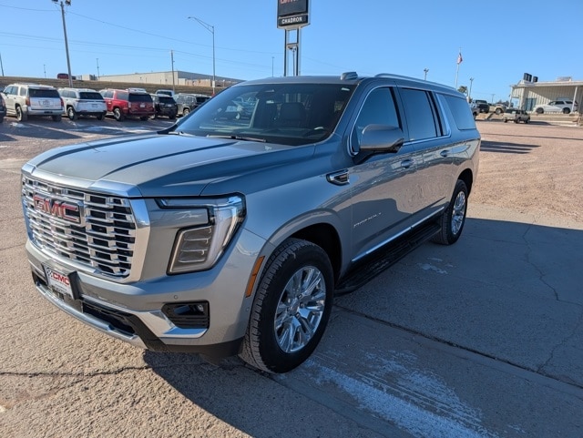 2025 GMC Yukon XL Denali's photo