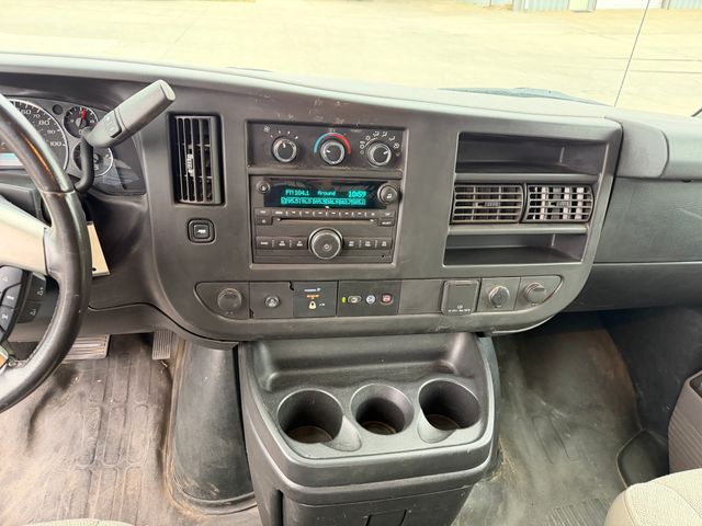 2017 Chevrolet Express Cargo Work Van - Photo 18