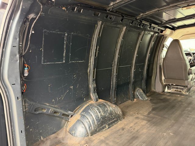 2017 Chevrolet Express Cargo Work Van - Photo 23
