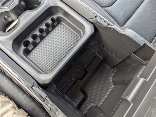 2026 RAM 1500 Laramie - Photo 20