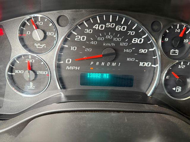 2017 Chevrolet Express Cargo Work Van - Photo 17