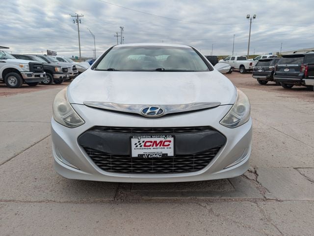 Used 2015 Hyundai Sonata Hybrid Base with VIN KMHEC4A4XFA137788 for sale in Chadron, NE