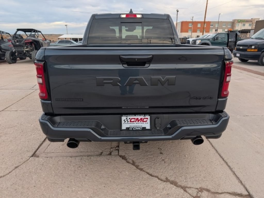 New 2026 Ram 1500 BIG HORN CREW CAB 4X4 5'7 BOX Pickup