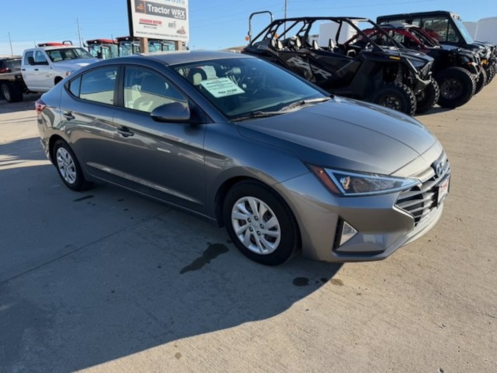 Used 2019 Hyundai Elantra SE Sedan