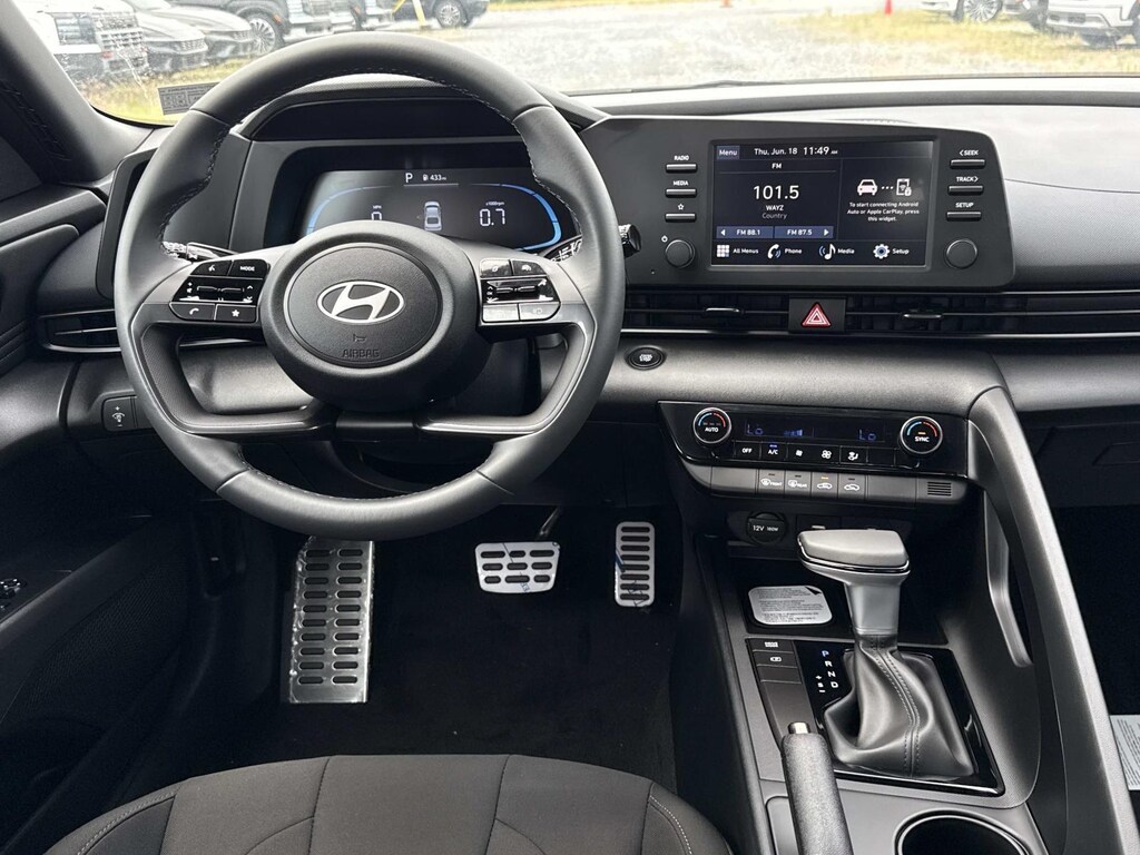 New 2026 Hyundai Elantra SEL Sport Sedan