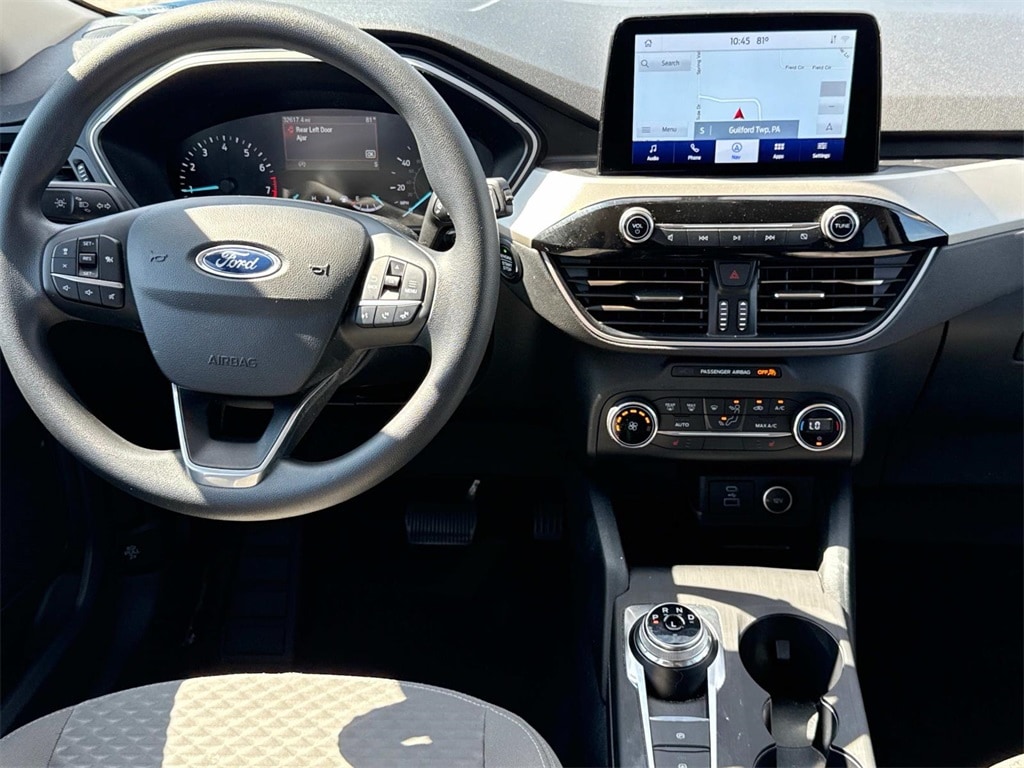 Used 2020 Ford Escape SE with VIN 1FMCU9G63LUC70428 for sale in Chambersburg, PA