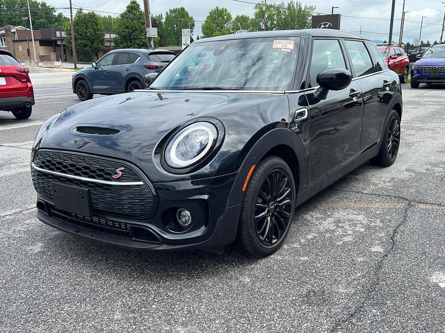 2024 MINI Clubman Cooper S ALL4's photo