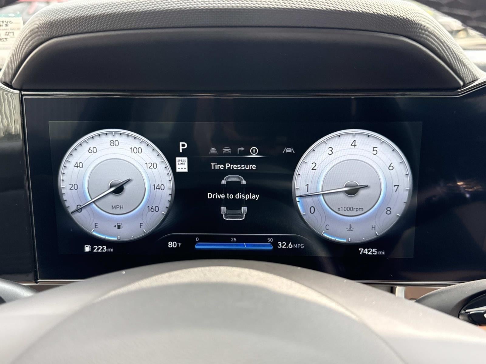 2026 Hyundai Elantra Limited - Photo 13