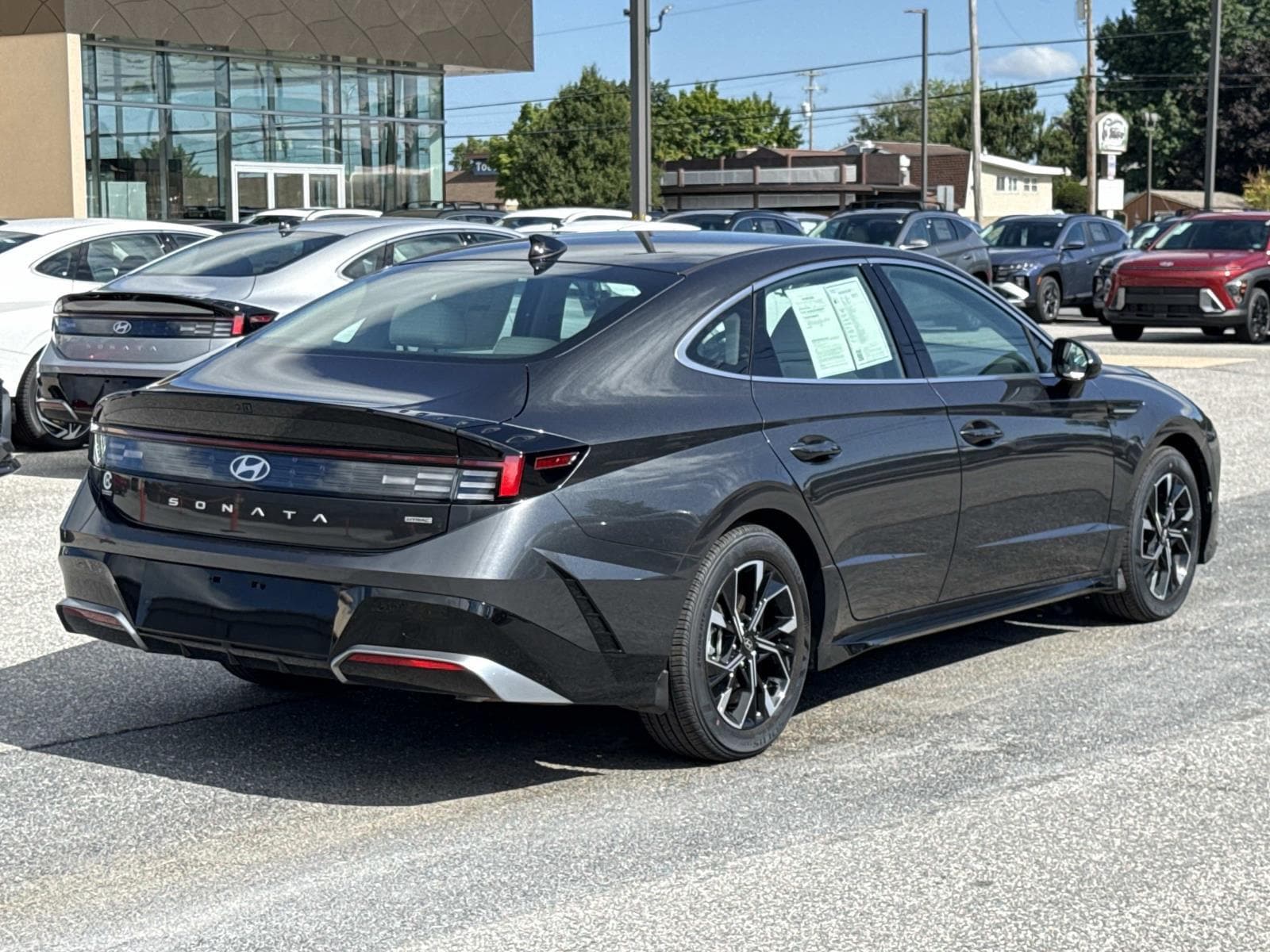 2025 Hyundai Sonata SEL - Photo 25