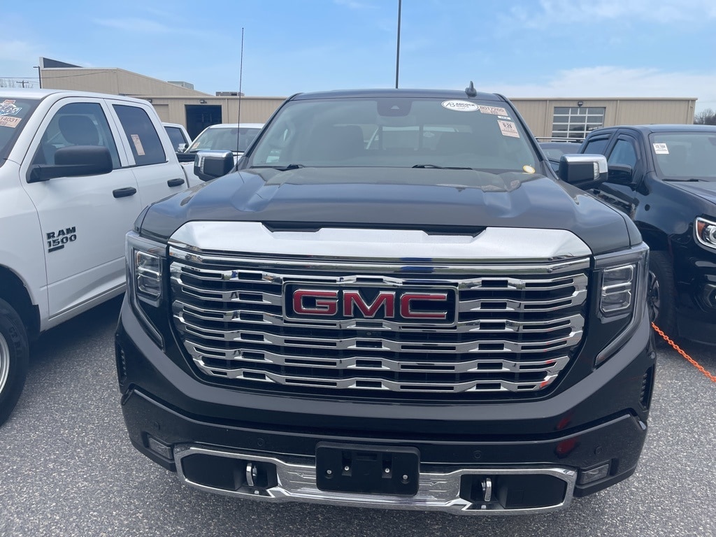 Used 2022 GMC Sierra 1500 Denali Denali with VIN 3GTUUGEL3NG682764 for sale in Chambersburg, PA