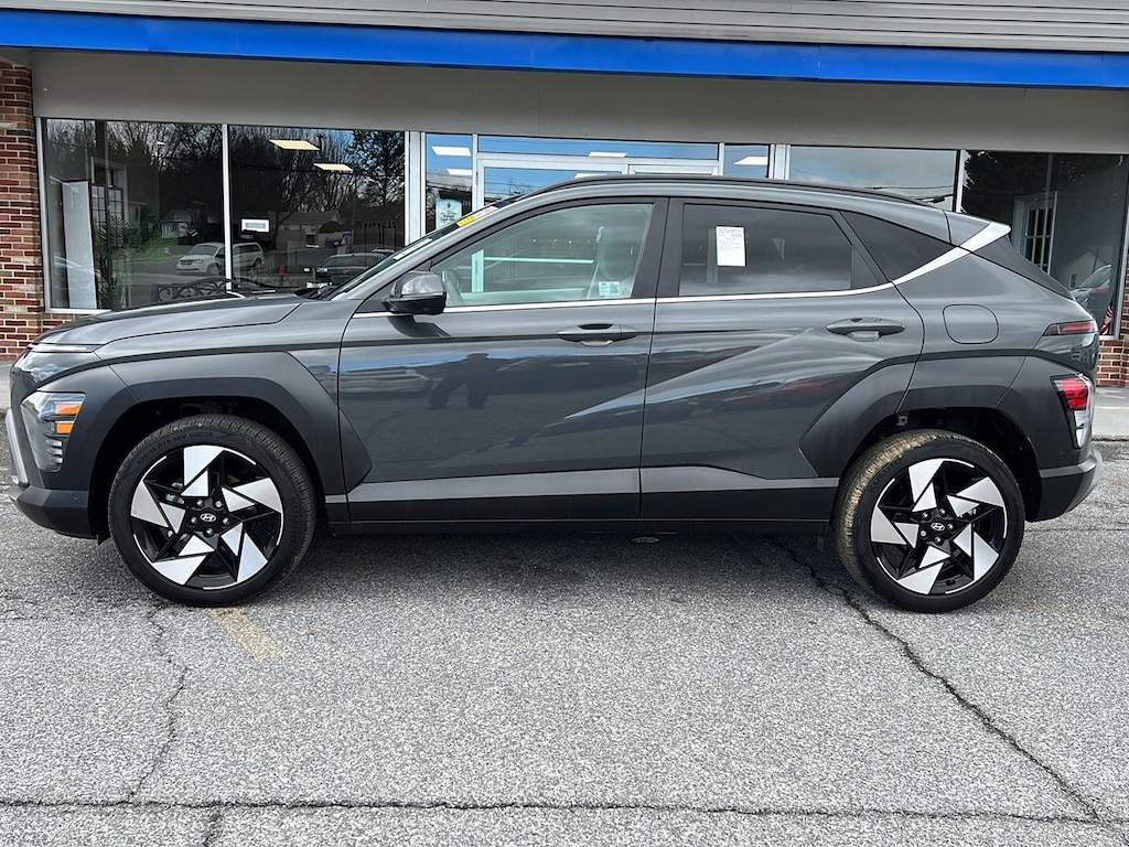 Used 2025 Hyundai Kona Limited SUV