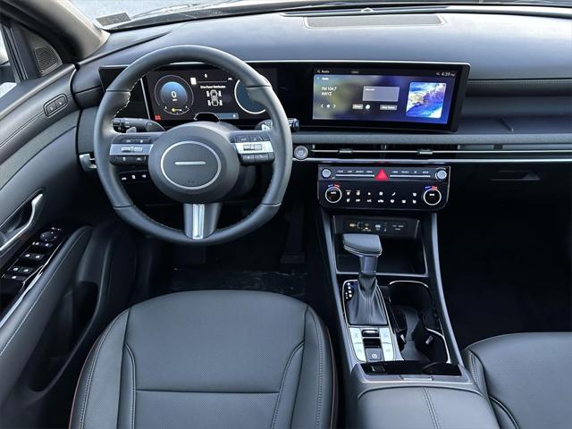 2025 Hyundai Santa Cruz Limited photo 2
