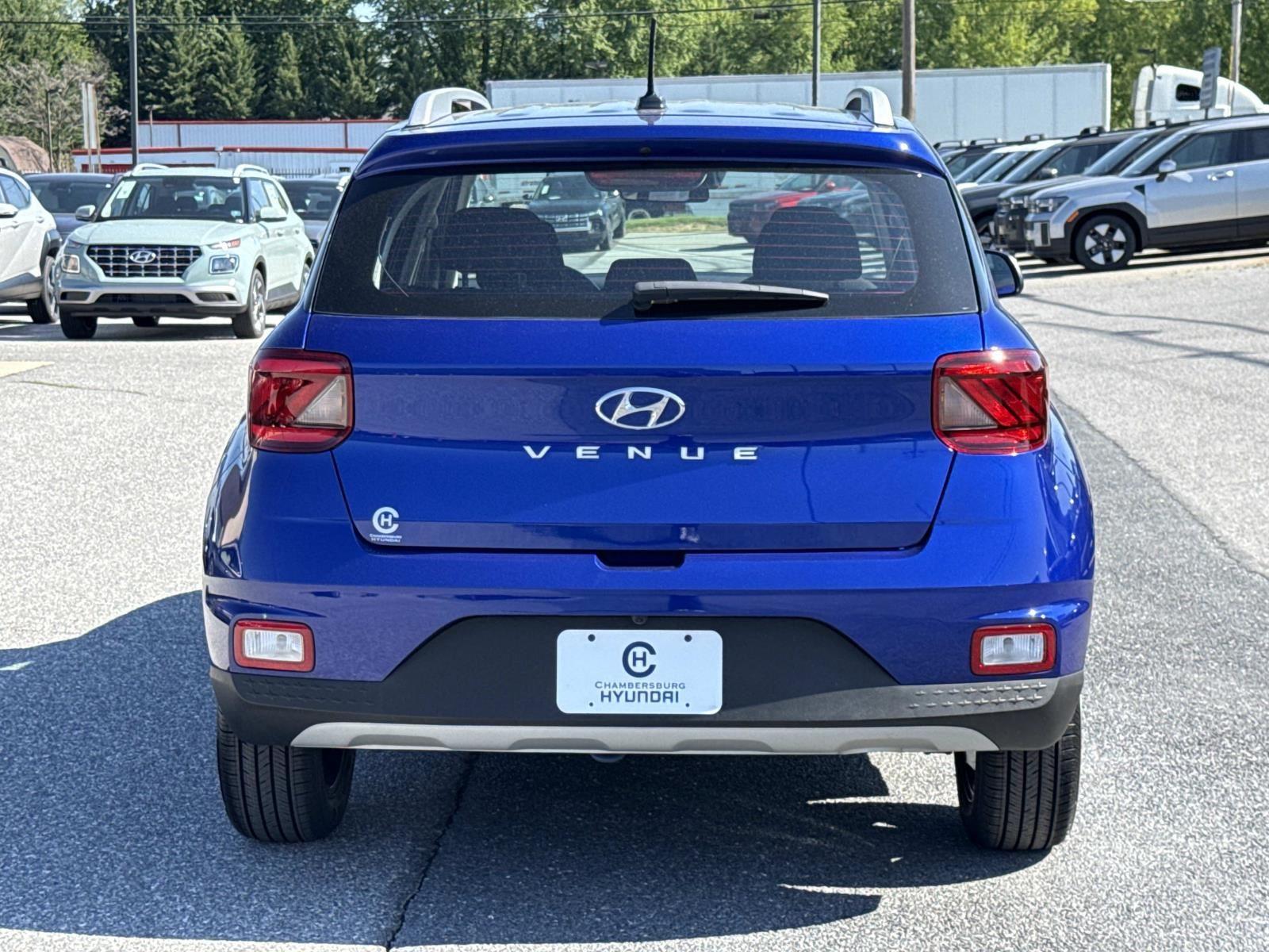 2023 Hyundai Venue SEL - Photo 26