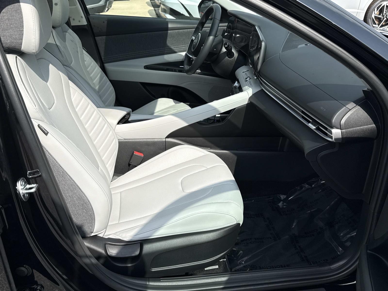 2026 Hyundai Elantra Limited - Photo 20