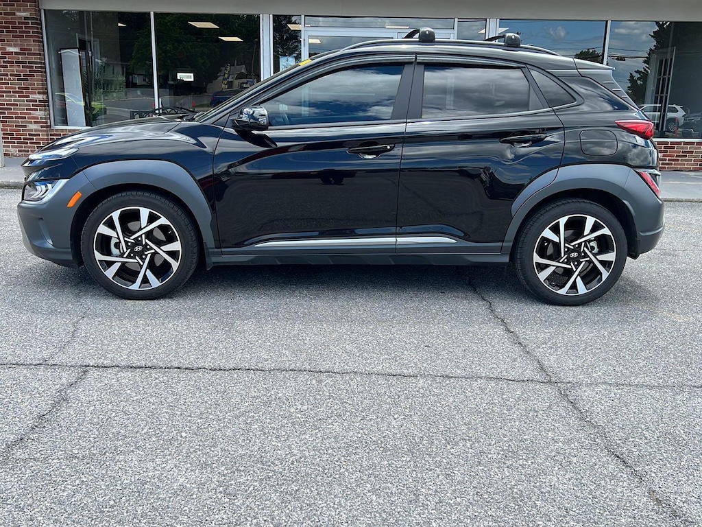 Used 2023 Hyundai Kona Limited SUV