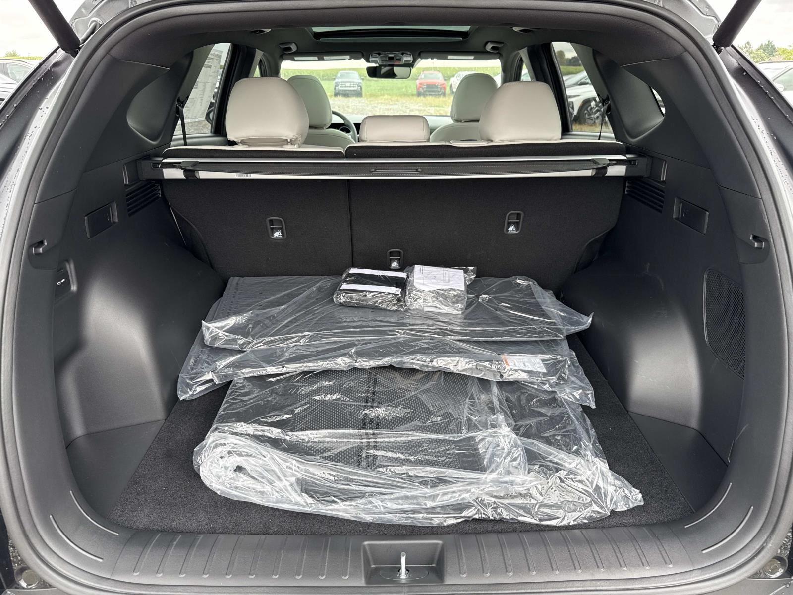 2026 Hyundai Tucson Limited - Photo 12