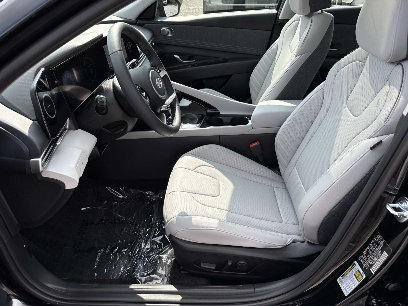 2026 Hyundai Elantra Limited - Photo 24